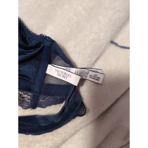 Victoria secret bralette size large dark blue navy blue no padding - Picture 4 of 6